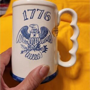 Vintage poppytrail CA pottery mug